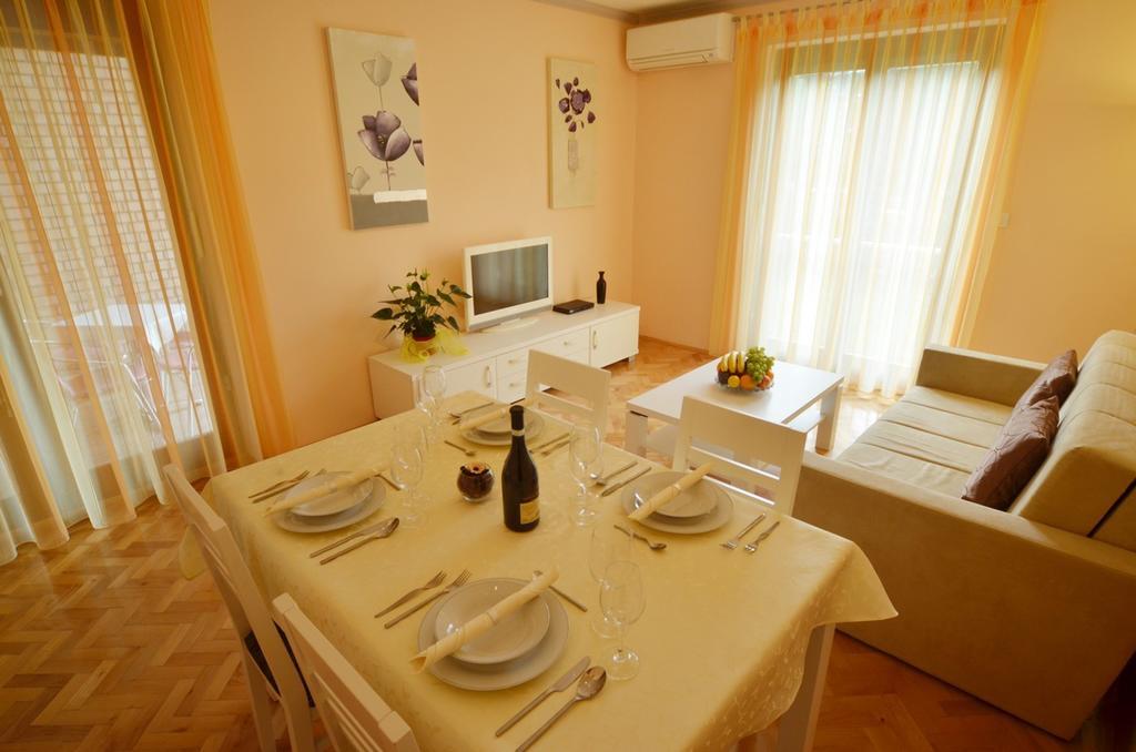 Apartments Benussi 1045 Rovigno Esterno foto