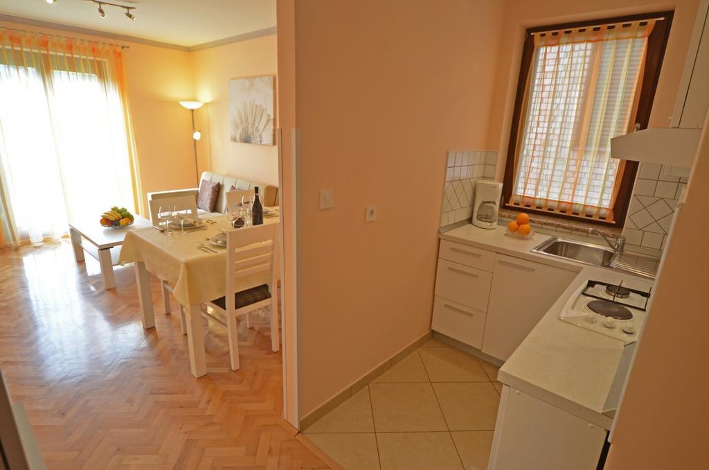 Apartments Benussi 1045 Rovigno Esterno foto