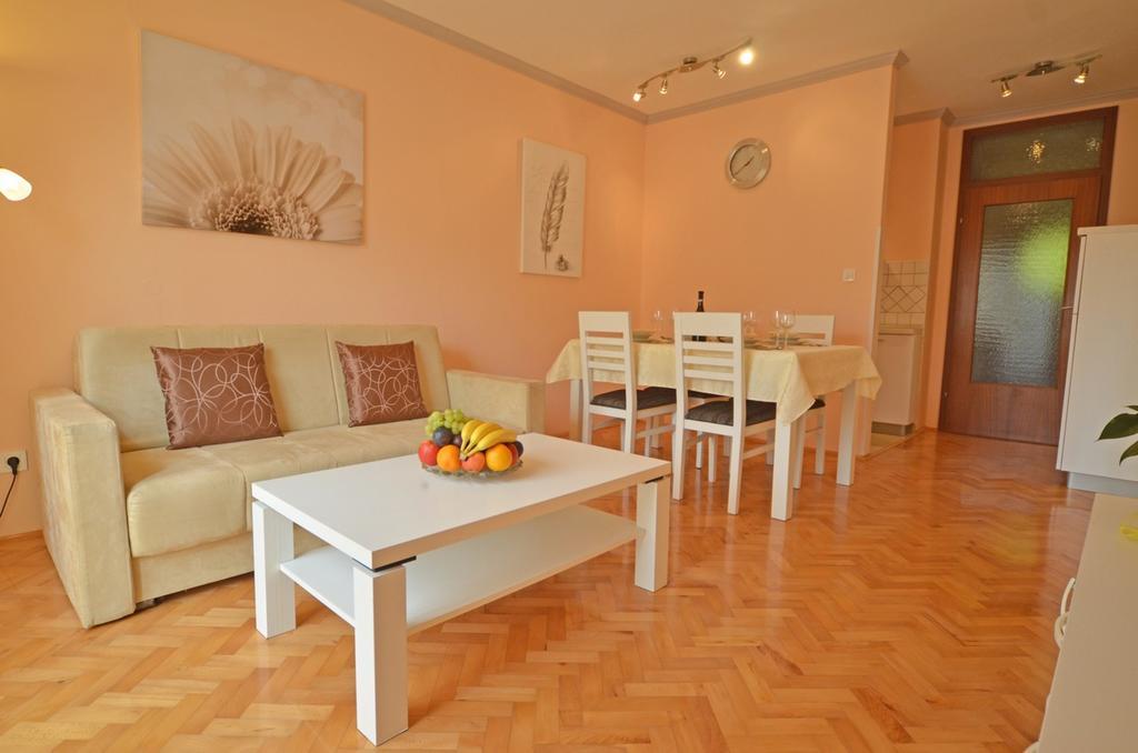 Apartments Benussi 1045 Rovigno Esterno foto